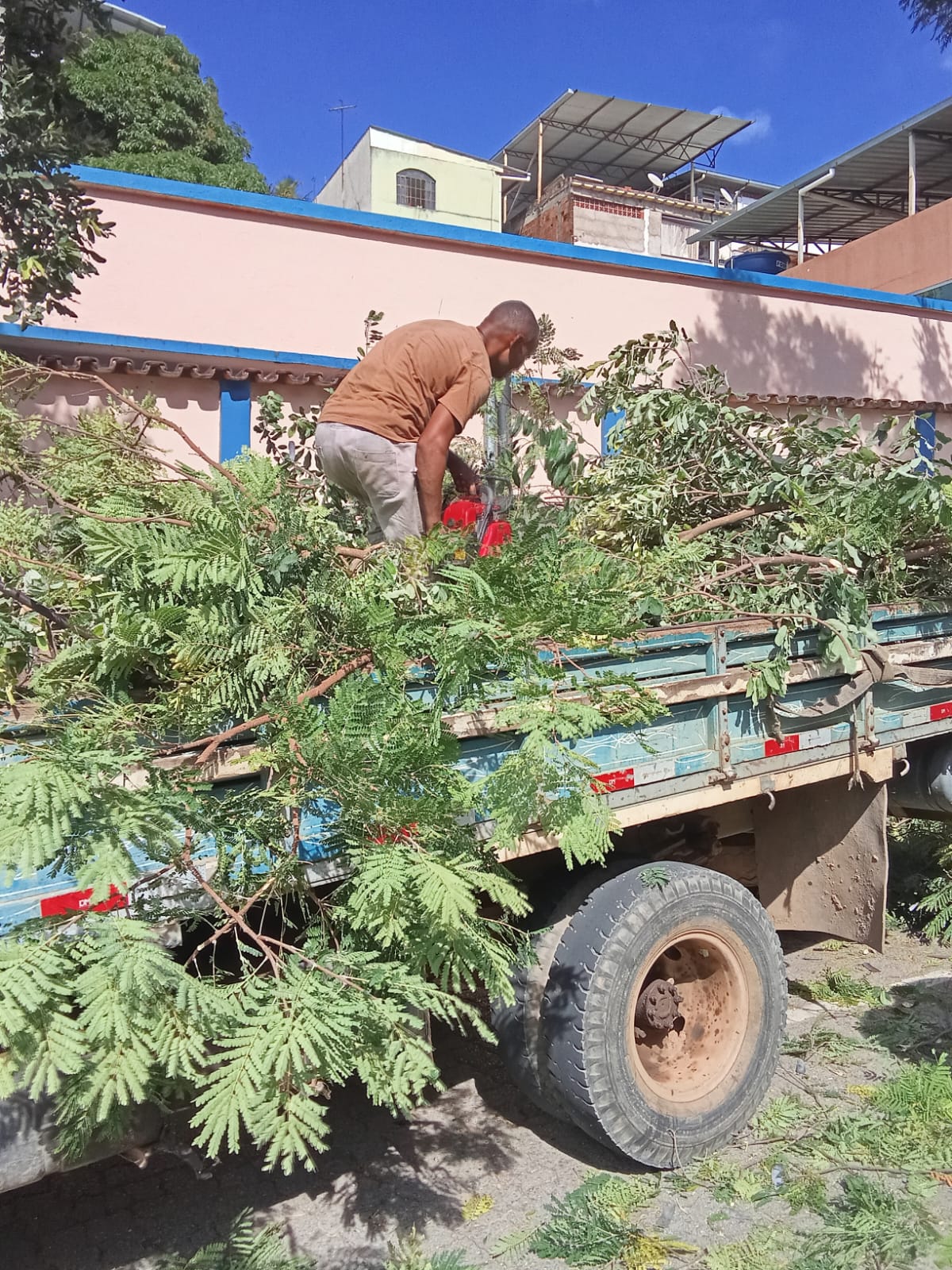 265c906d-e2ab-4ae2-8661-f642e943a0fb