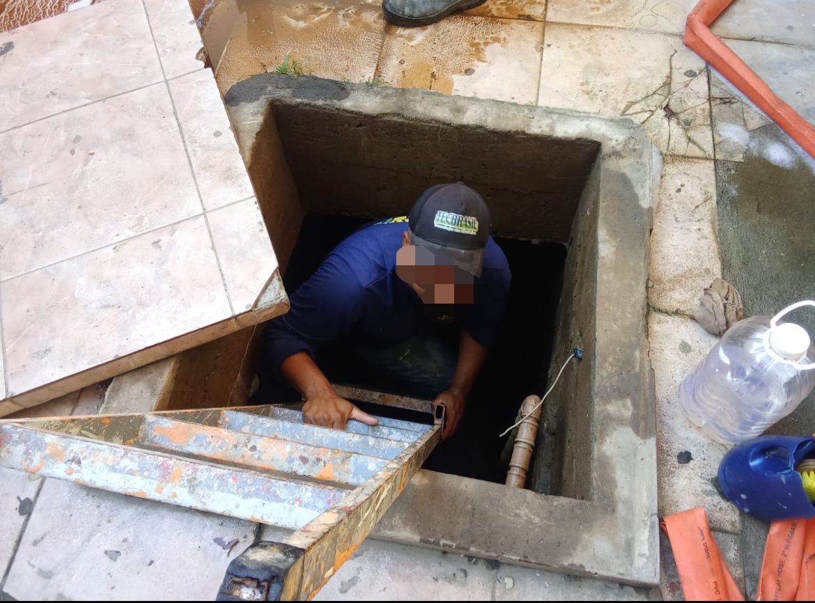 7b19040f-5334-4d7d-af41-3cf1d30ea565