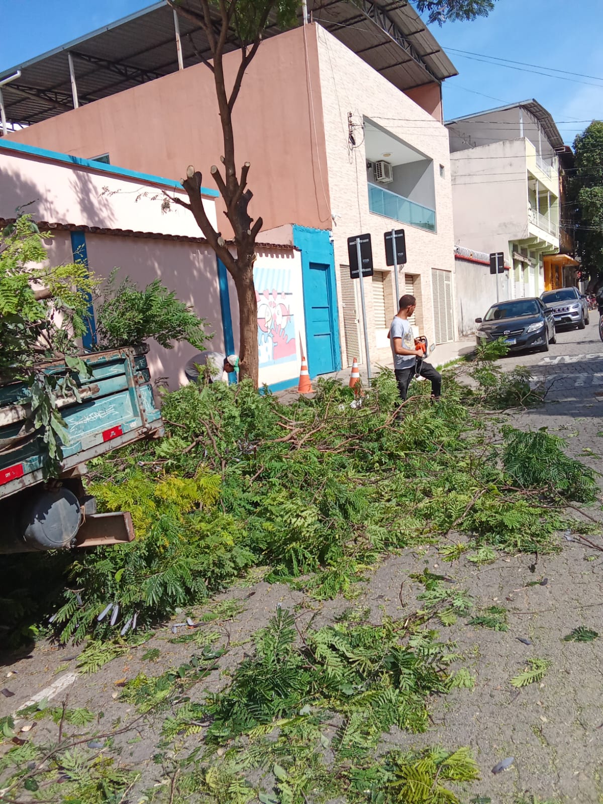 aa301c57-f8d6-4963-b5b0-3e12e51cdf77